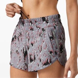 Lululemon Tracker Short 4" Floral Multi Flux Running Shorts Size 8